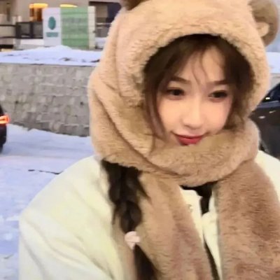 埃舍尔街的红色邮筒